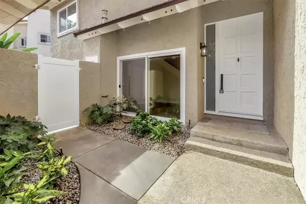 Newport Beach, CA 92660,2773 Vista Umbrosa