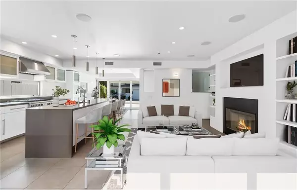 Corona Del Mar, CA 92625,2618 Cove Street