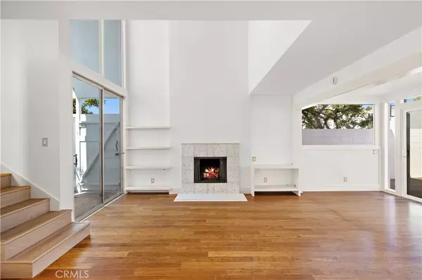 Newport Beach, CA 92663,344 Prospect