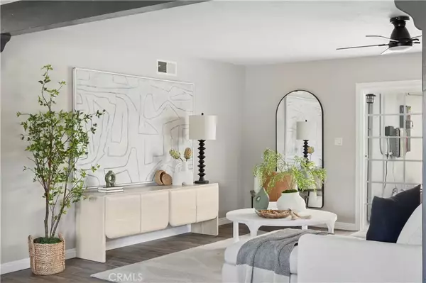 North Tustin, CA 92705,11891 Gladstone Drive