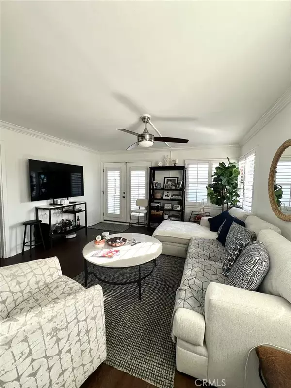 Newport Beach, CA 92662,306 Ruby ave