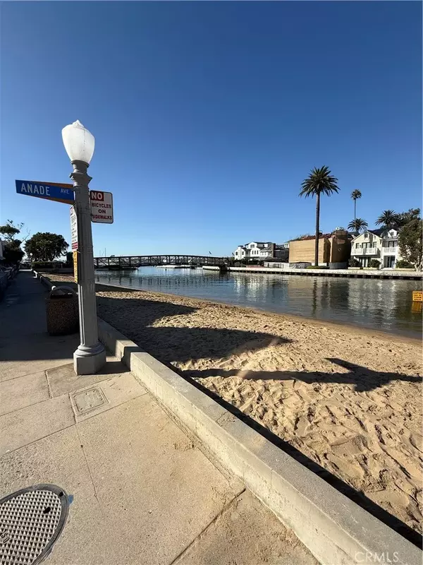 Newport Beach, CA 92661,307 Anade