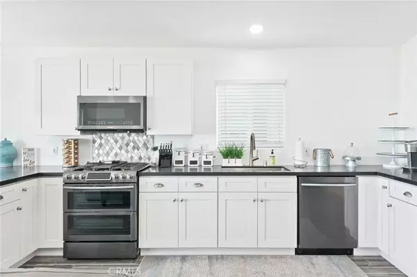 Newport Beach, CA 92663,2212 W Oceanfront