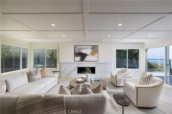 San Clemente, CA 92672,303 E Avenida Cordoba