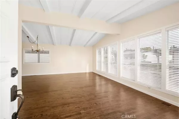 Irvine, CA 92620,5200 Irvine Boulevard #131