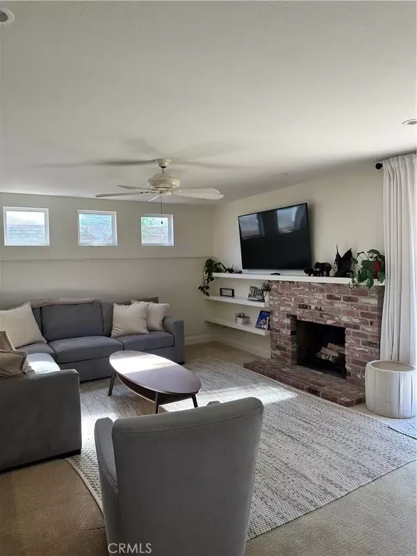 Costa Mesa, CA 92626,2925 Chestnut Avenue