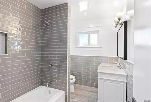 San Clemente, CA 92672,817 Calle Puente