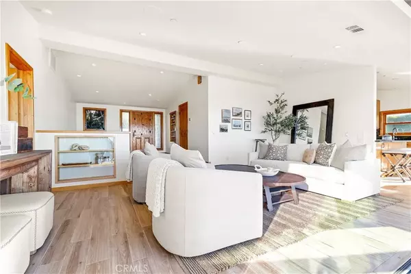 Laguna Beach, CA 92651,206 Grandview Street