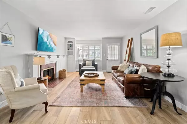 Corona Del Mar, CA 92625,714 Heliotrope Avenue