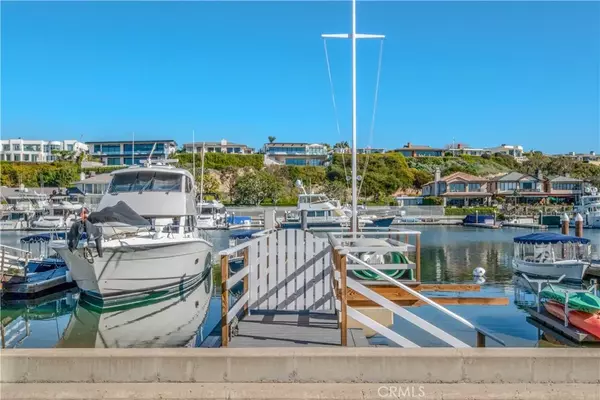 Newport Beach, CA 92662,317 E Bay Front