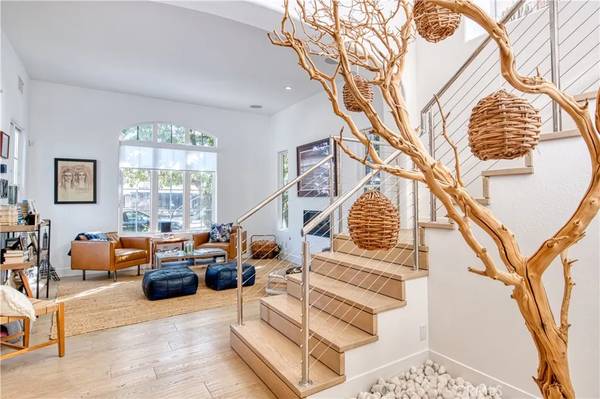 Newport Beach, CA 92660,17 Palazzo