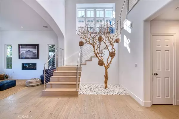 Newport Beach, CA 92660,17 Palazzo