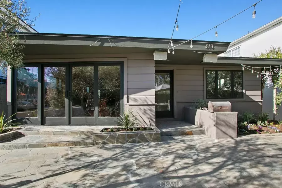 313 Larkspur, Corona Del Mar, CA 92625