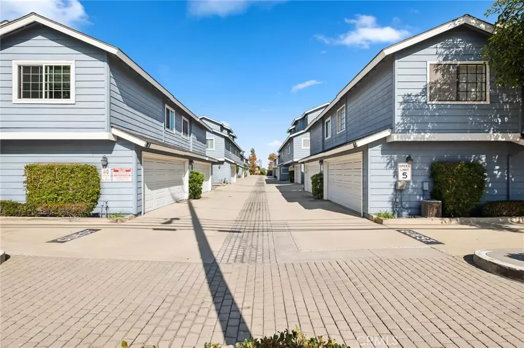 Costa Mesa, CA 92627,350 Avocado St #B1