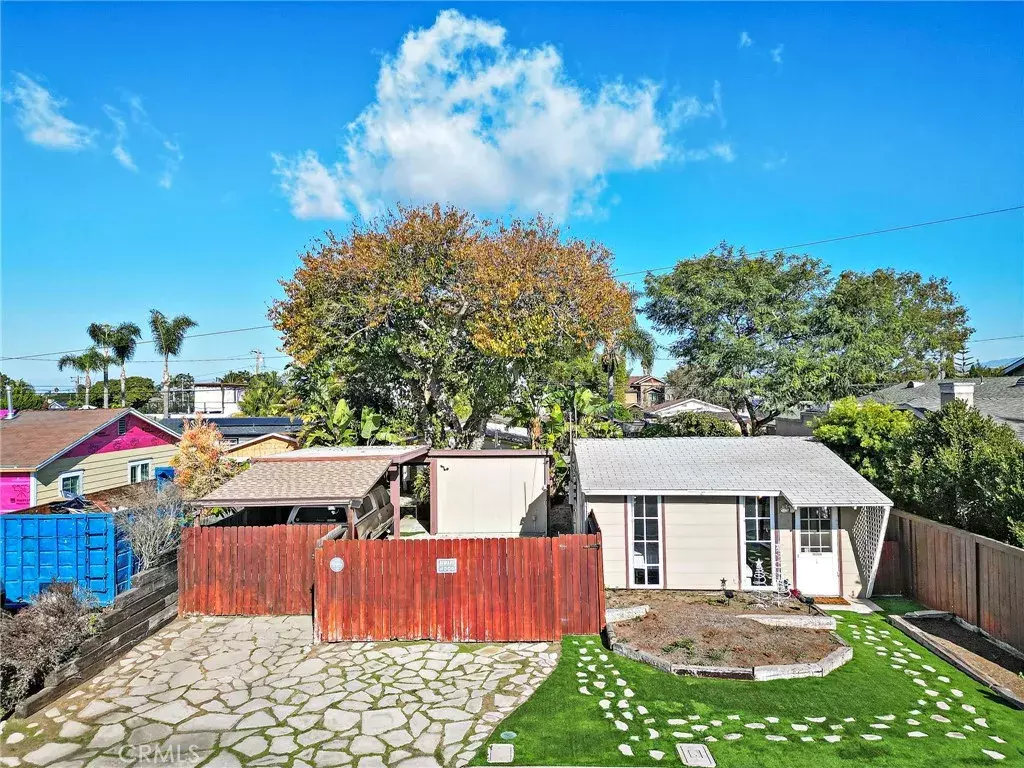 Costa Mesa, CA 92627,268 Walnut Street