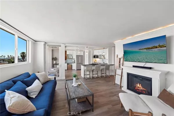 Newport Beach, CA 92661,310 Fernando Street #303