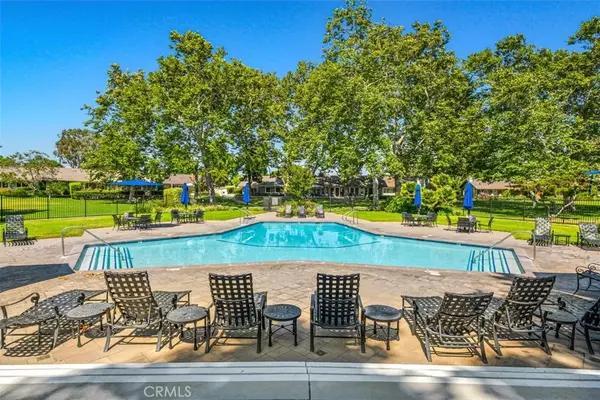 Newport Beach, CA 92660,525 Vista Flora