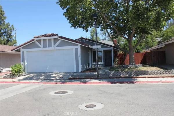 203 Honeysuckle Lane, Paso Robles, CA 93446