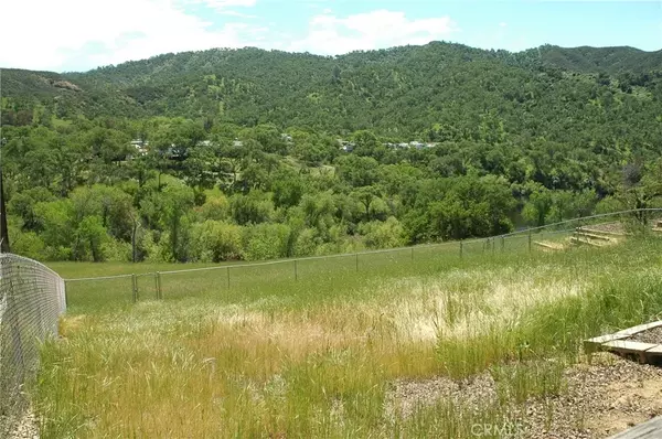 Paso Robles, CA 93446,0 Meadow Lark