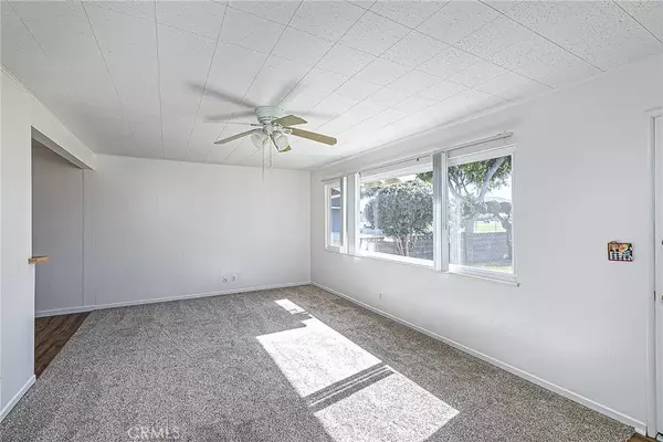 Lompoc, CA 93436,1121 E Oak Avenue