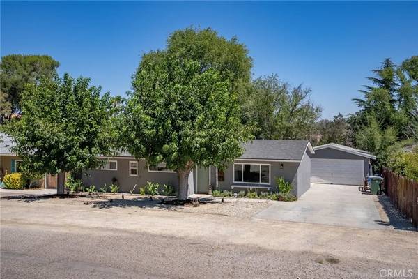 136 Olive Street, Paso Robles, CA 93446