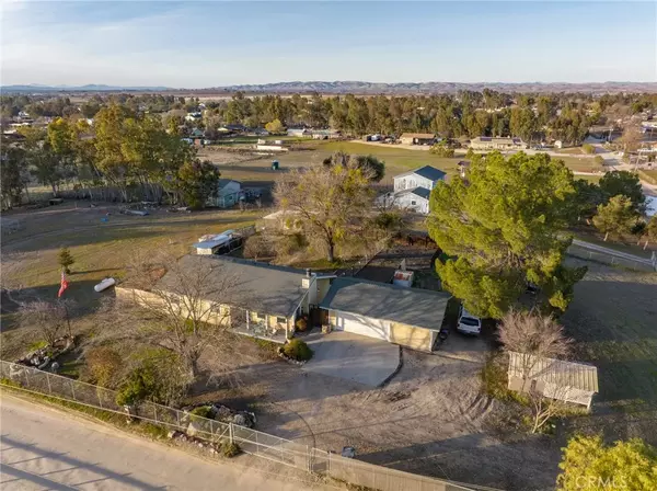 5150 Weeping Willow Way, Paso Robles, CA 93446