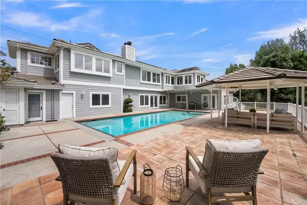 24335 Arcadia Street, Newhall, CA 91321