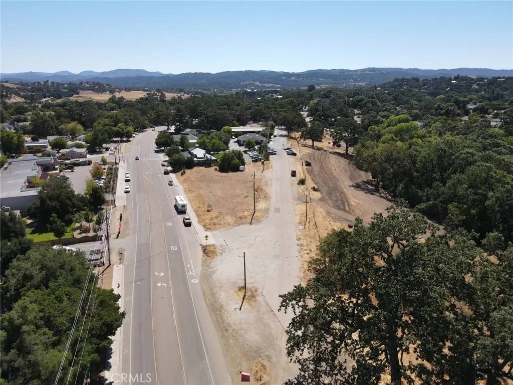 Templeton, CA 93465,20 S Main