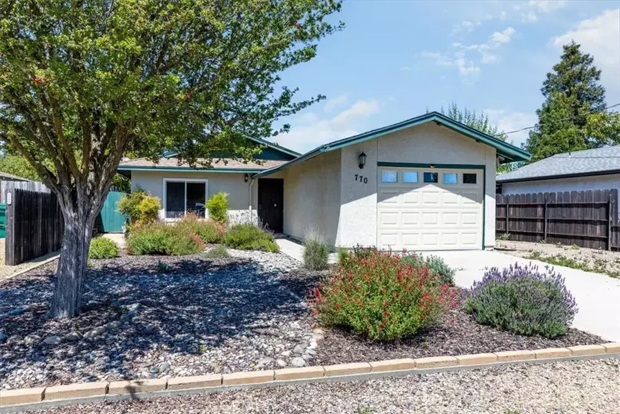 770 Cayucos Avenue, Templeton, CA 93465