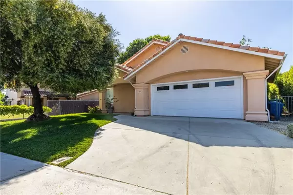 Paso Robles, CA 93446,909 Torrey Pines Drive