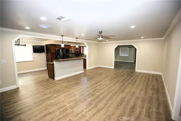 Paso Robles, CA 93446,855 Bolen Drive