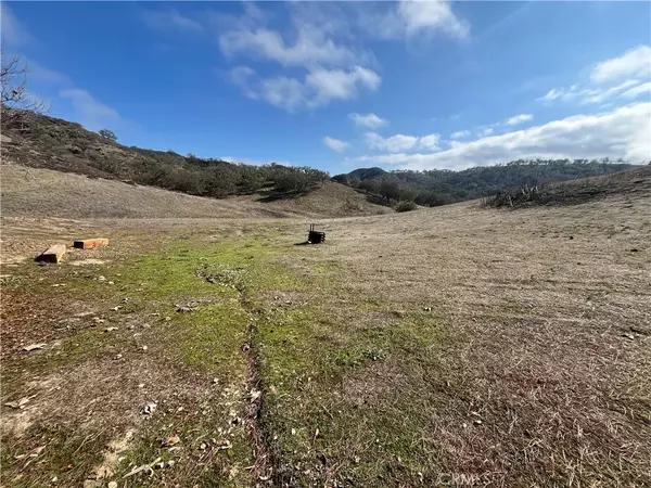 Paso Robles, CA 93446,9420 Reservoir Road