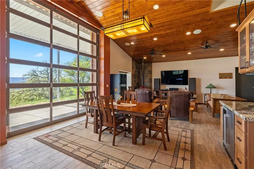 Santa Margarita, CA 93453,4235 Vista Del Lago