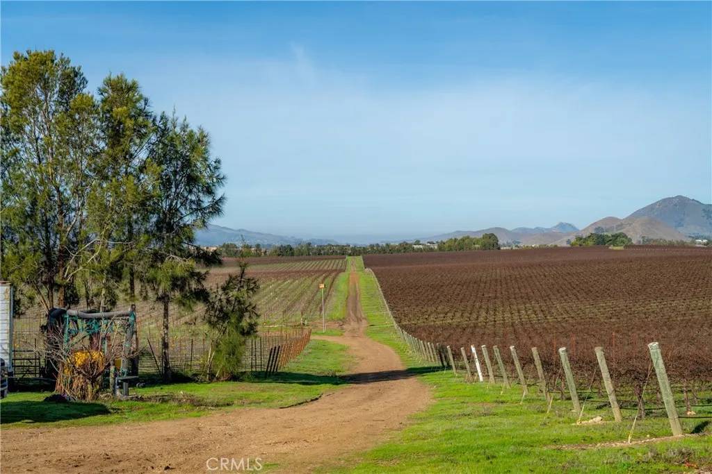 San Luis Obispo, CA 93401,4910 Edna