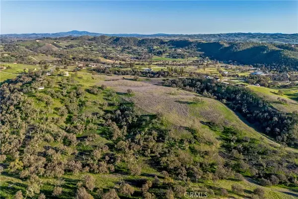 930 Windwood Road, Paso Robles, CA 93446