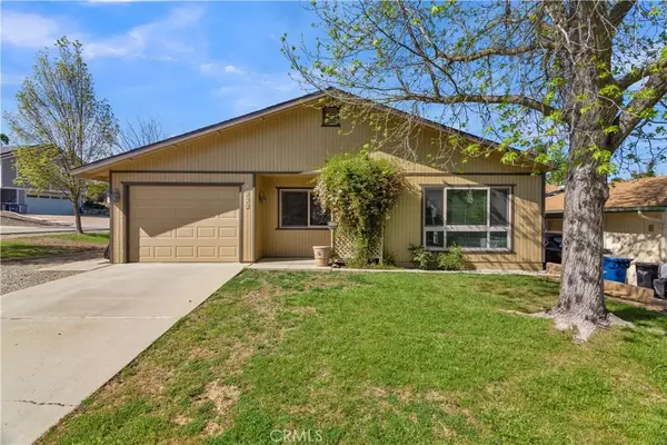 1991 Brook Lane, Paso Robles, CA 93446