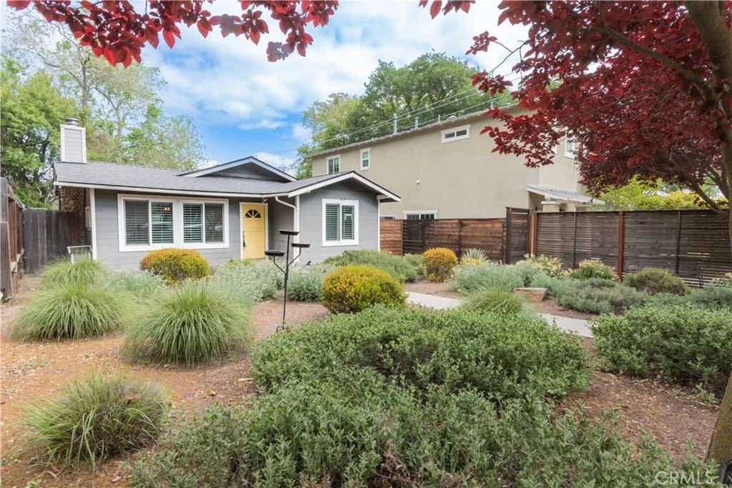 415 7th, Paso Robles, CA 93446