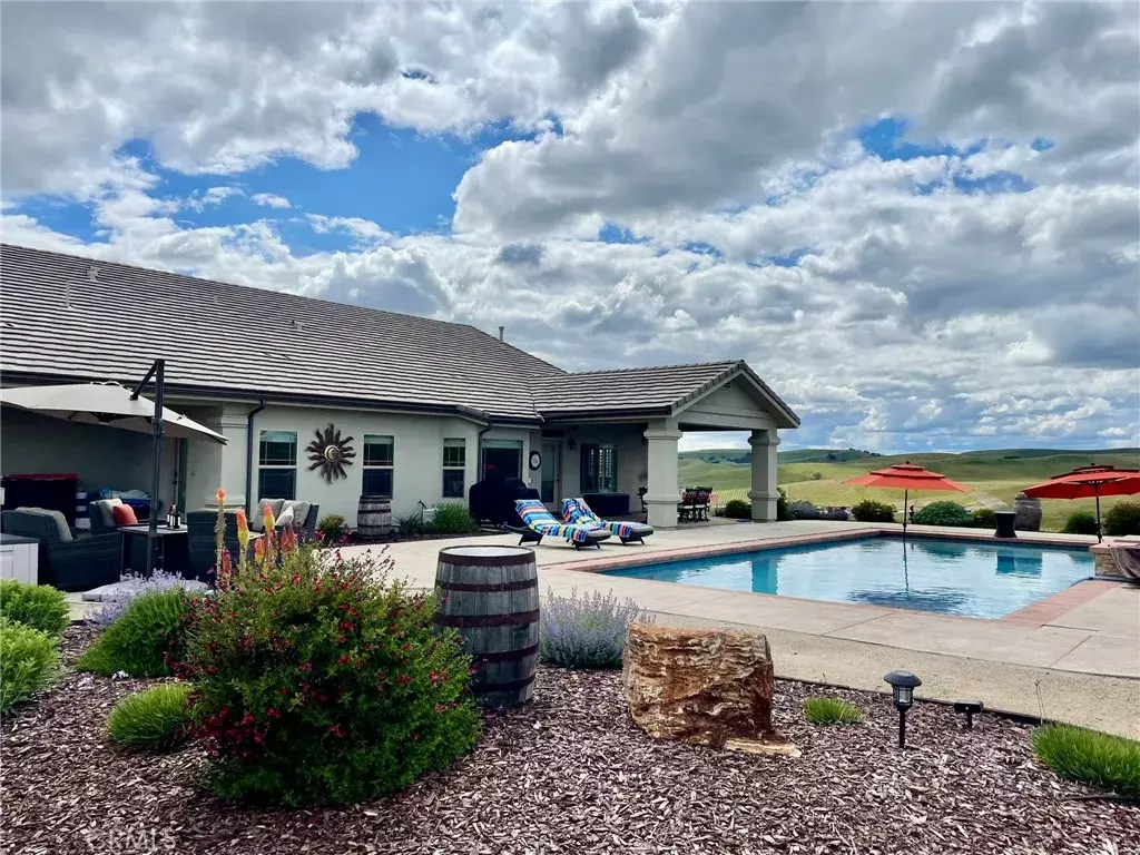 San Miguel, CA 93451,77011 Douglas Road