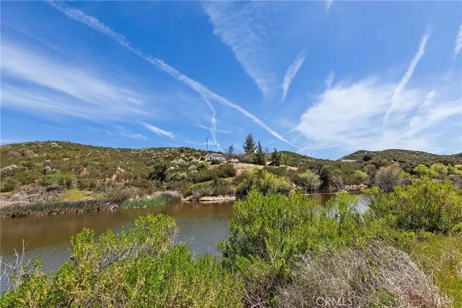 3770 Blue Ridge Road, Creston, CA 93432