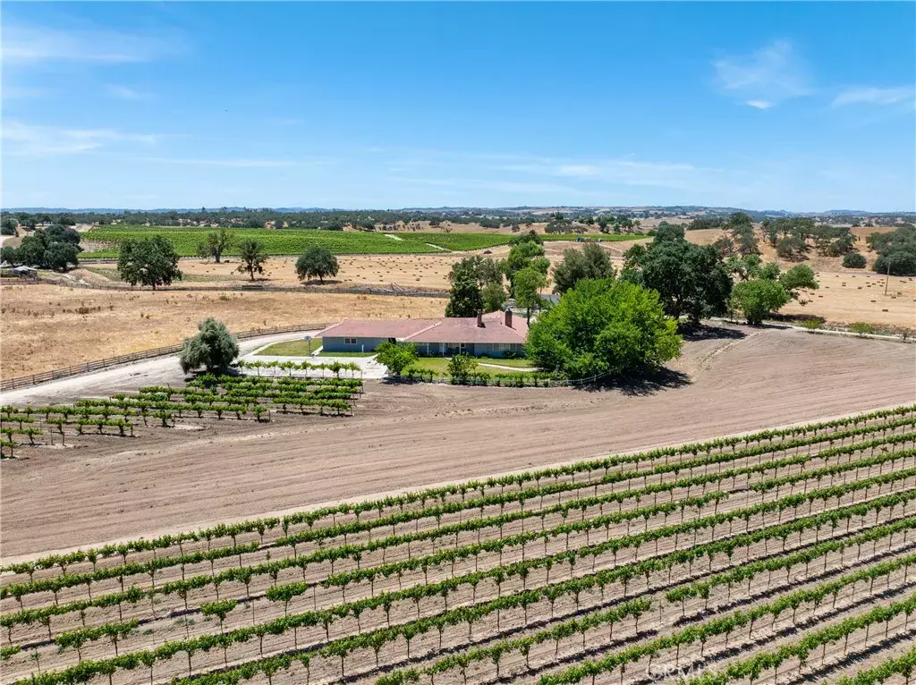 Paso Robles, CA 93446,5275 Camp 8 Road