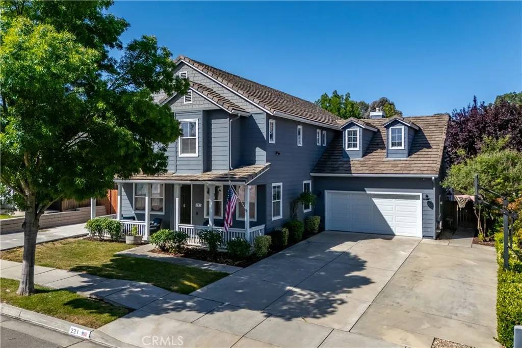 221 Silver Oak Drive, Paso Robles, CA 93446