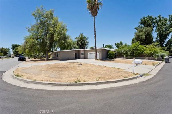 4001 Rinker Way, Bakersfield, CA 93309