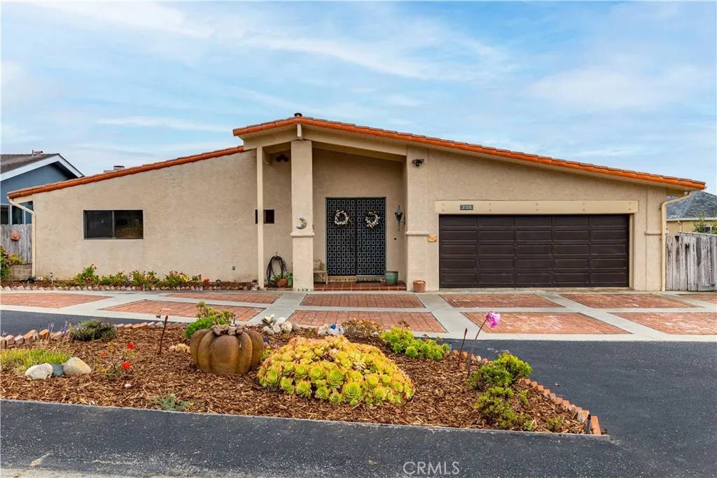750 Luisita Street, Morro Bay, CA 93442