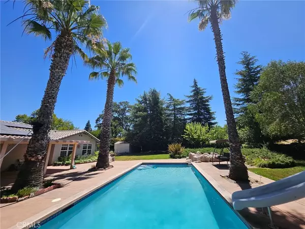 3070 Avenida Del Sol, Atascadero, CA 93422