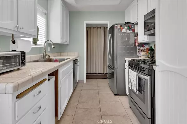 Paso Robles, CA 93446,139 Flag Way #C