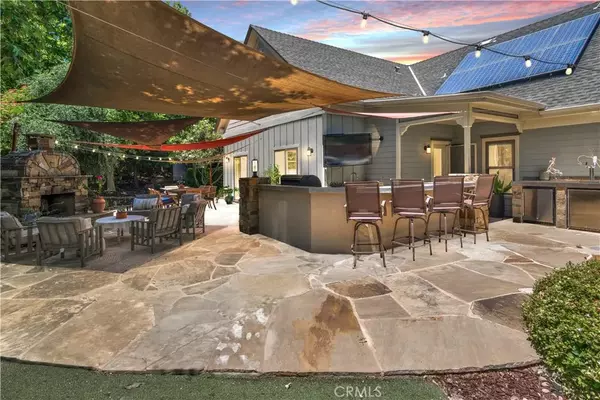 Paso Robles, CA 93446,545 Maple Street