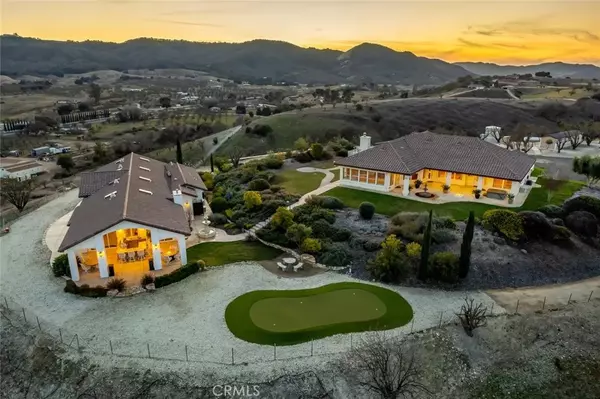 Paso Robles, CA 93446,5495 Vista Serrano