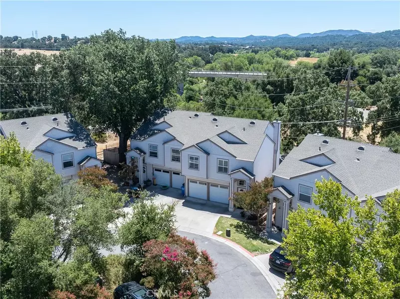 30 Corrietta Court, Templeton, CA 93465