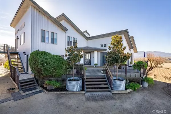 7110 Drake Road, Paso Robles, CA 93446