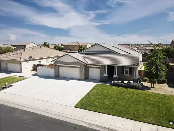 15527 Avanti Drive, Bakersfield, CA 93314